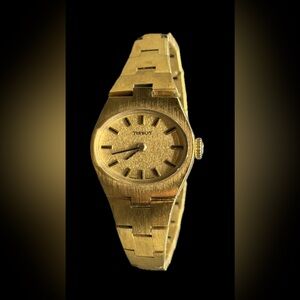 Tissot Swiss Made Vintage Gold Plated Round Ladies Wristwatch Watch Accessory